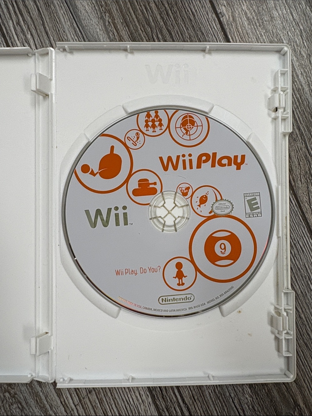 Nintendo Wii Play - Picture 3 of 4